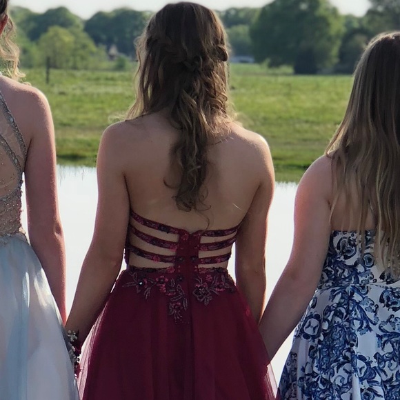 SIZE 0 RACHEL ALLAN PROM GOWN - Picture 5 of 6